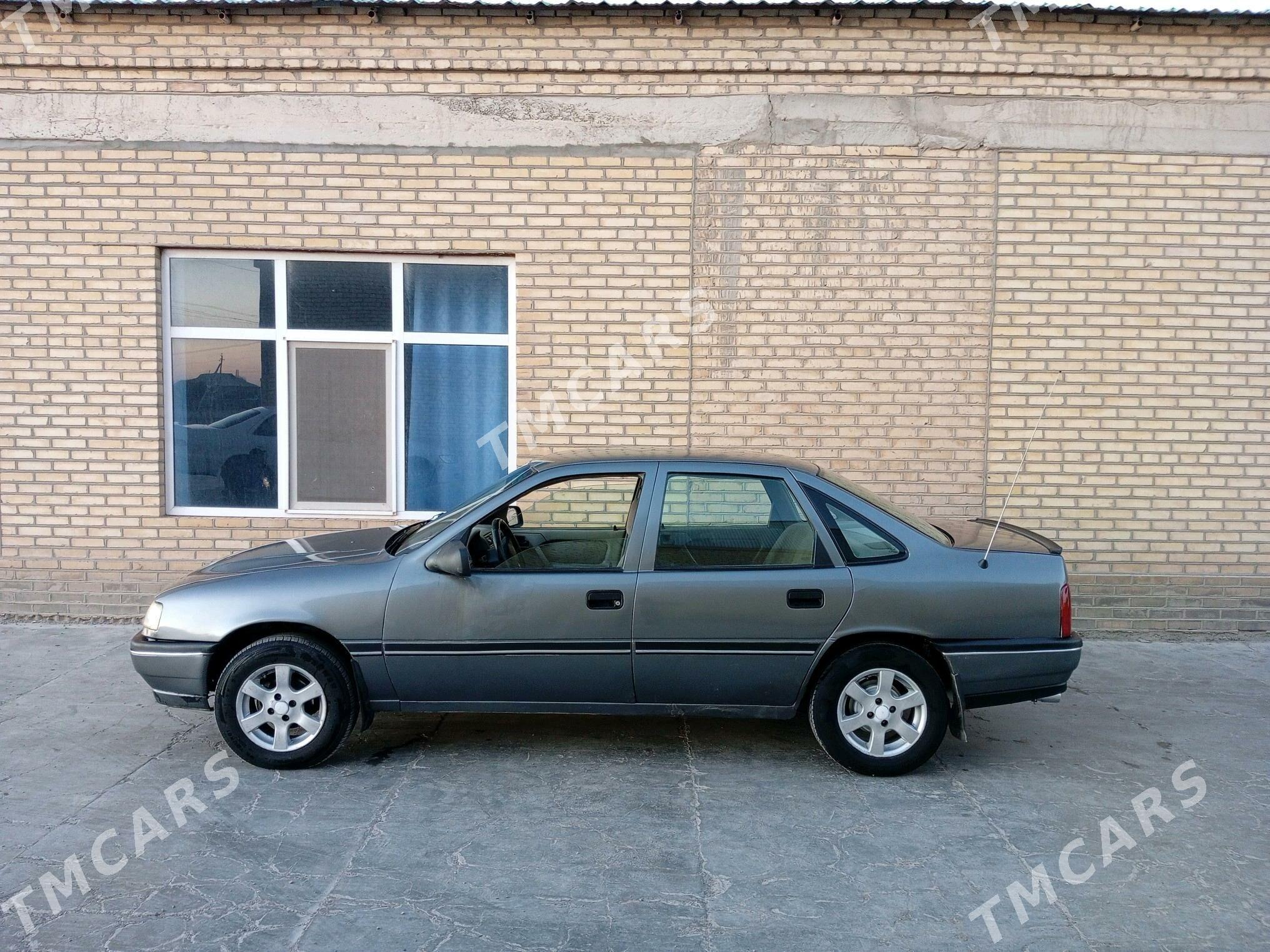 Opel Vectra 1990 - 23 000 TMT - Mary - img 2