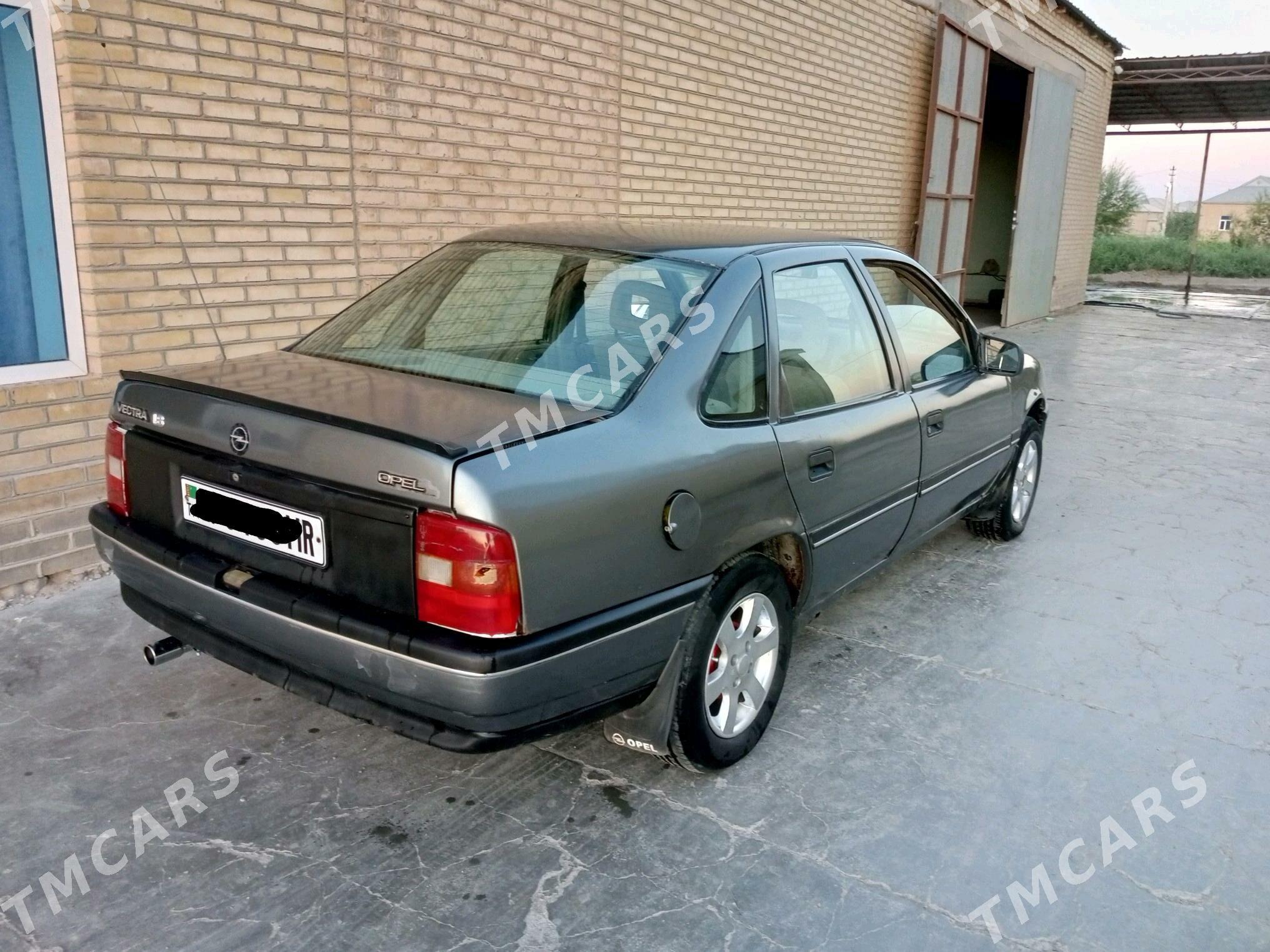 Opel Vectra 1990 - 23 000 TMT - Mary - img 7