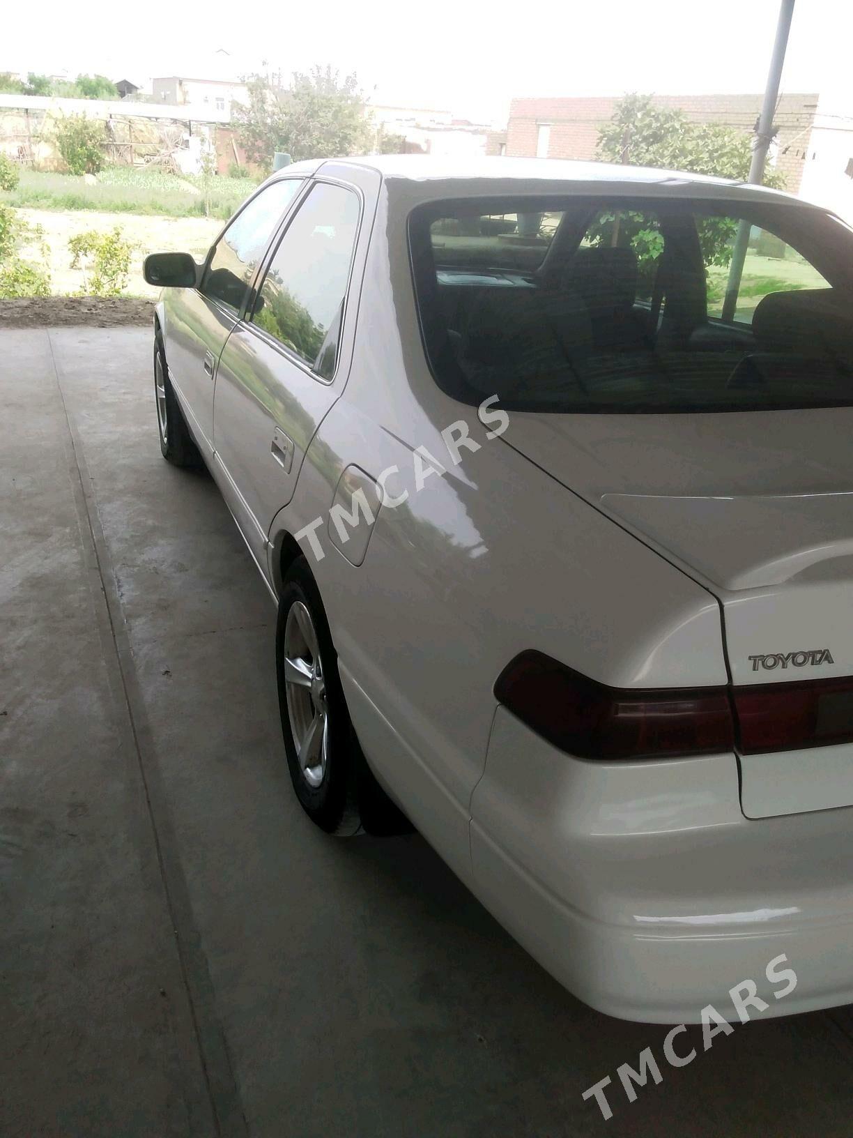 Toyota Camry 1997 - 104 000 TMT - Baýramaly - img 1