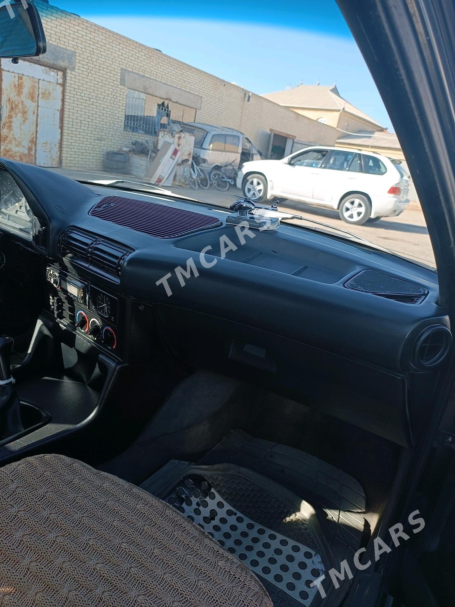 BMW 525 1991 - 50 000 TMT - Mary - img 2