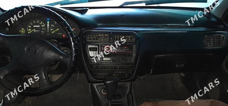 Toyota Carina 1995 - 40 000 TMT - Акдепе - img 5