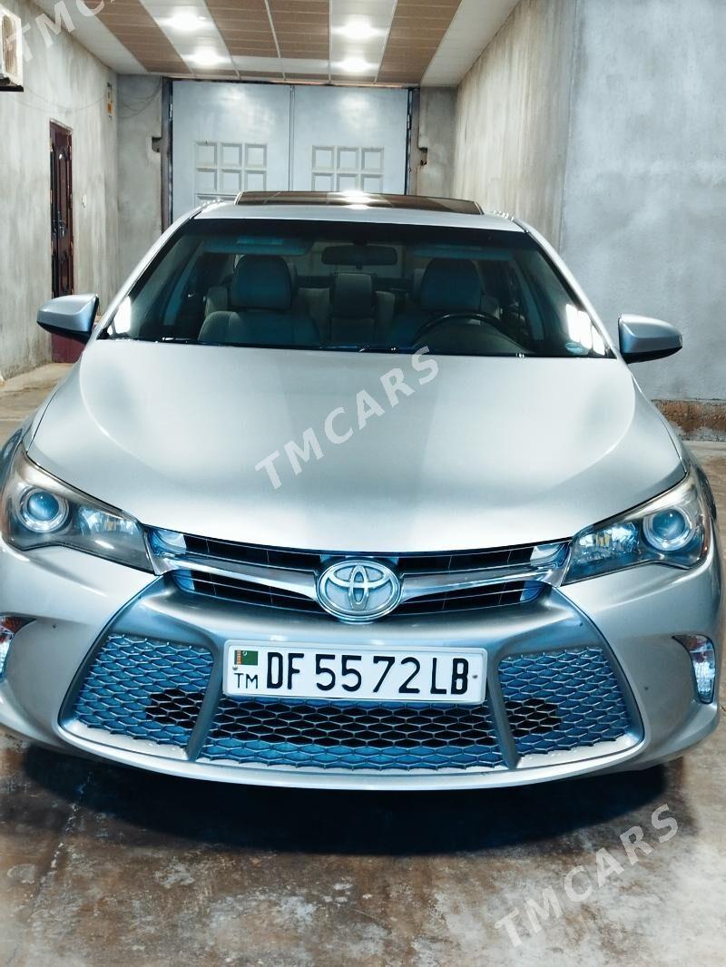 Toyota Camry 2015 - 300 000 TMT - Çärjew - img 3