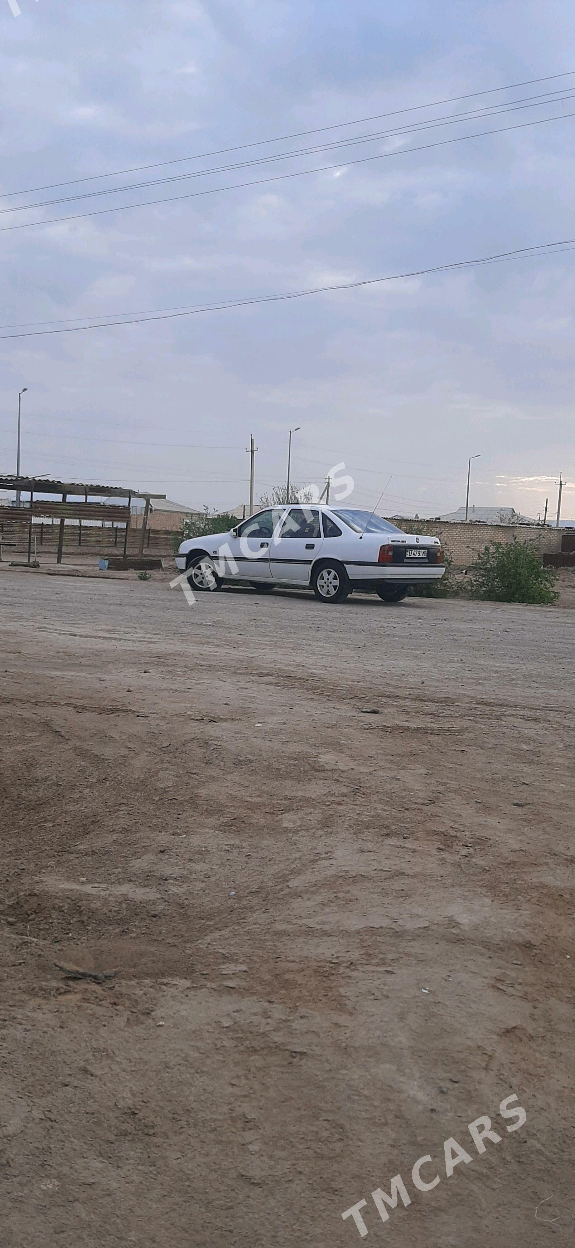 Opel Vectra 1990 - 27 000 TMT - Murgap - img 5