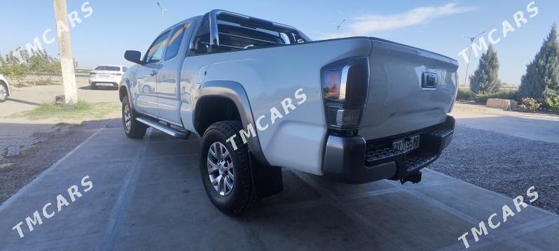 Toyota Tacoma 2017 - 295 000 TMT - Mary - img 4