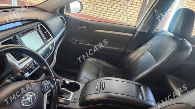 Toyota Highlander 2018 - 400 000 TMT - Serhetabat (Guşgy) - img 3