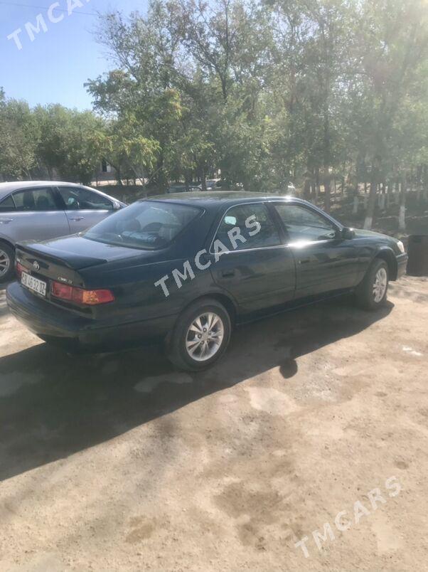 Toyota Camry 2000 - 120 000 TMT - Кёнеургенч - img 2