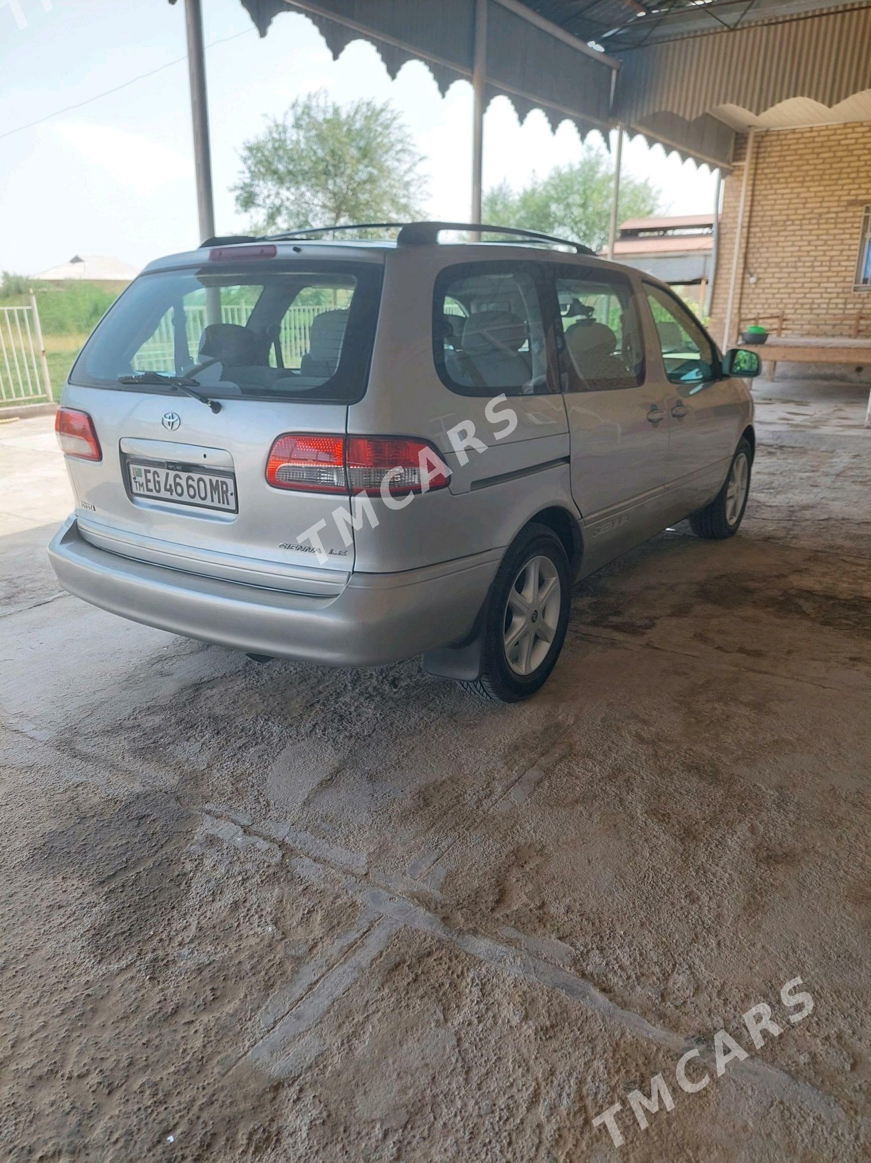 Toyota Sienna 2002 - 180 000 TMT - Ёлётен - img 9