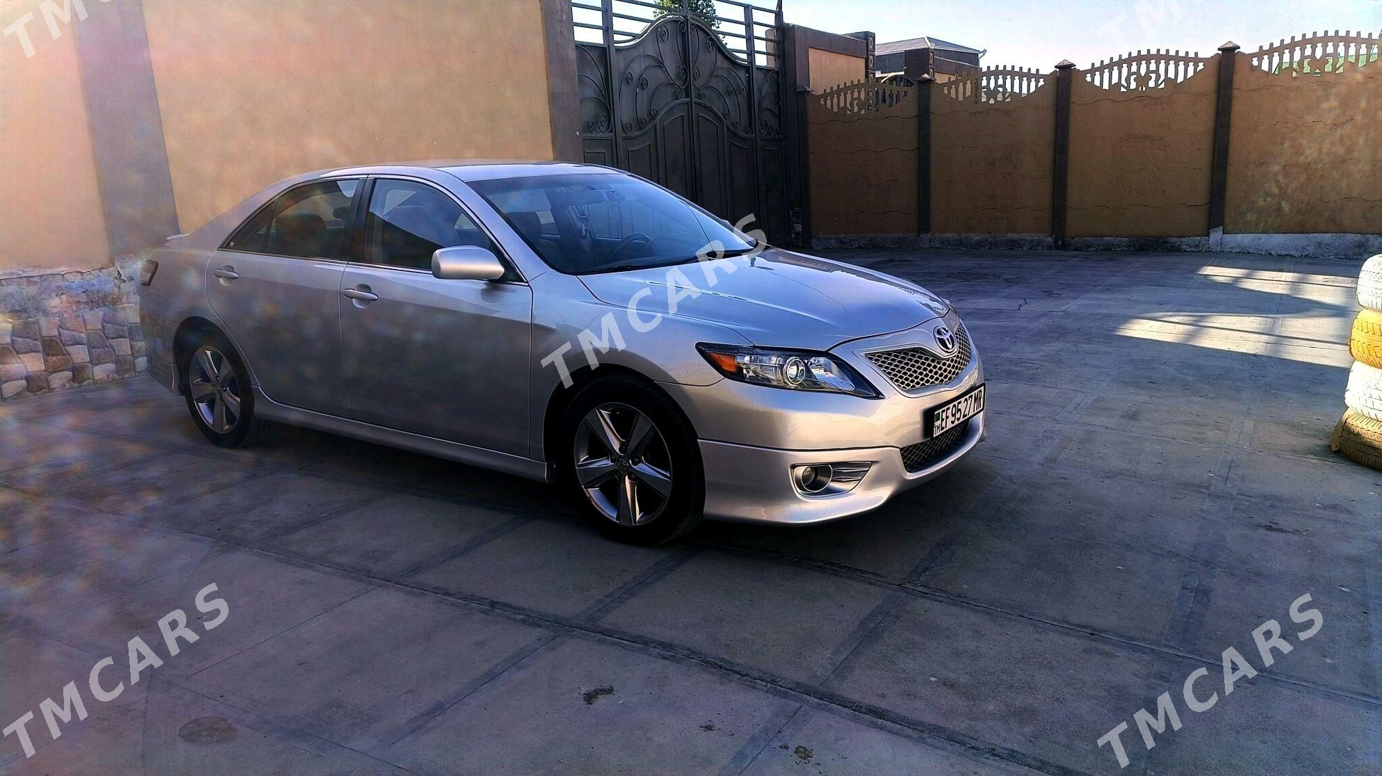 Toyota Camry 2011 - 215 000 TMT - Мары - img 4