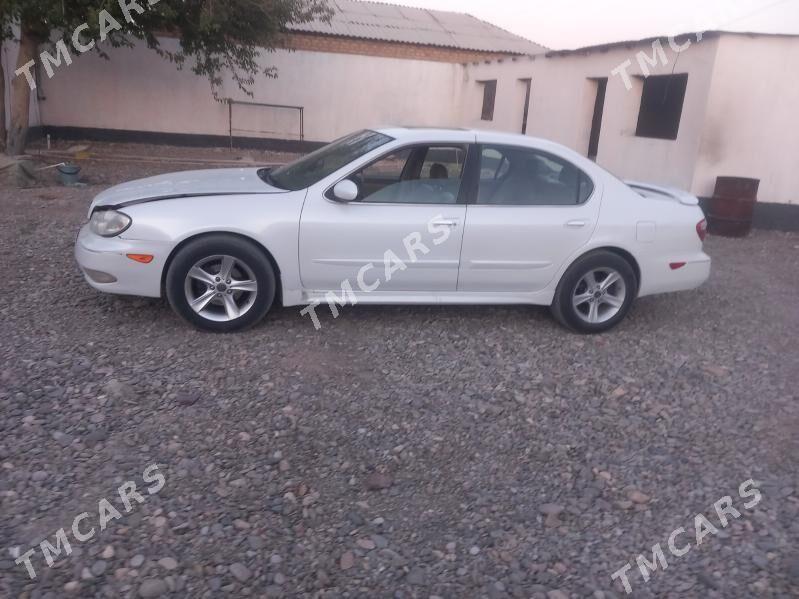 Infiniti I30 2000 - 50 000 TMT - Sarahs - img 2