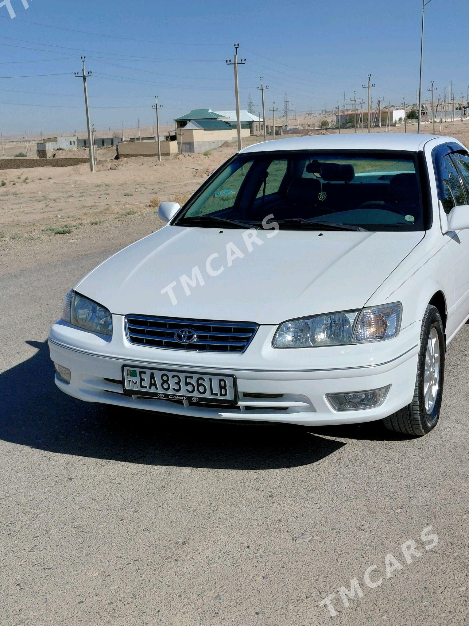 Toyota Camry 2001 - 175 000 TMT - Magdanly - img 3