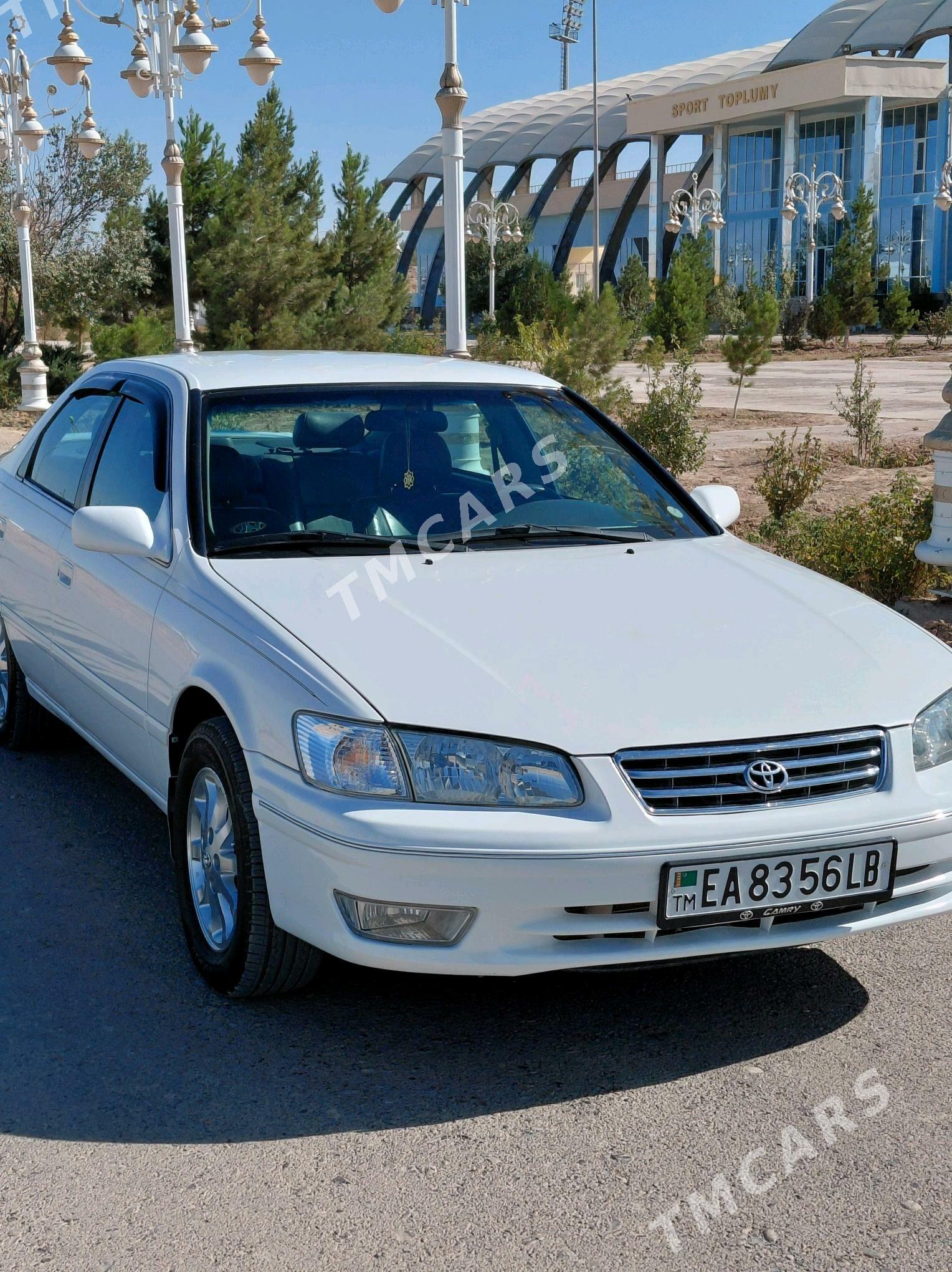 Toyota Camry 2001 - 175 000 TMT - Magdanly - img 6