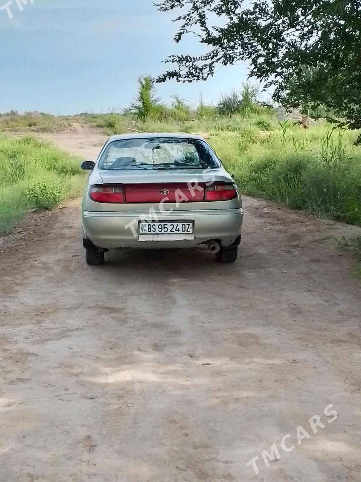 Toyota Carina 1993 - 45 000 TMT - Köneürgenç - img 4