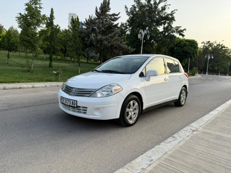 Nissan Versa 2010 - 135 000 TMT - Atatürk köç. - img 4