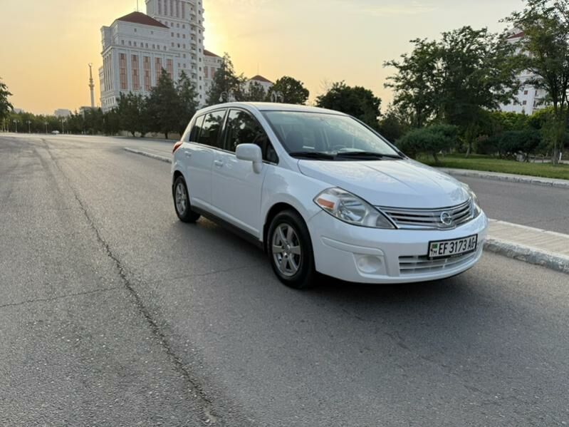 Nissan Versa 2010 - 135 000 TMT - Atatürk köç. - img 5