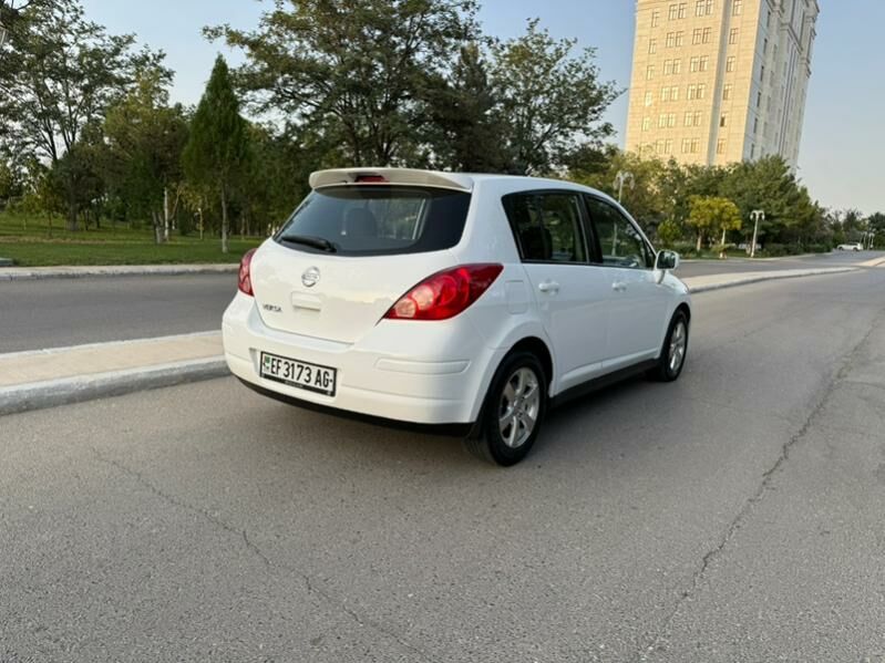 Nissan Versa 2010 - 135 000 TMT - Atatürk köç. - img 6
