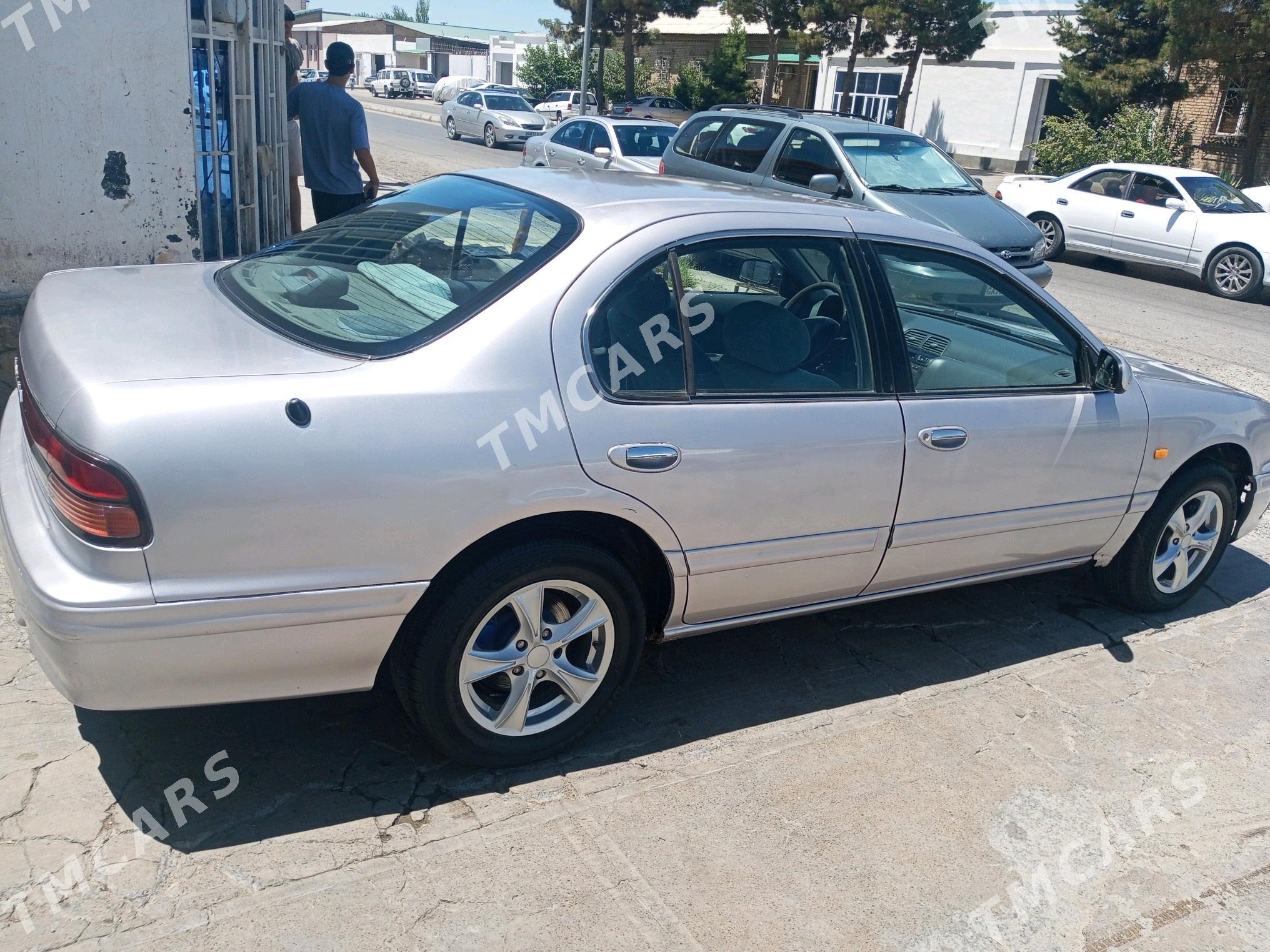 Nissan Maxima 1996 - 75 000 TMT - Mary - img 3