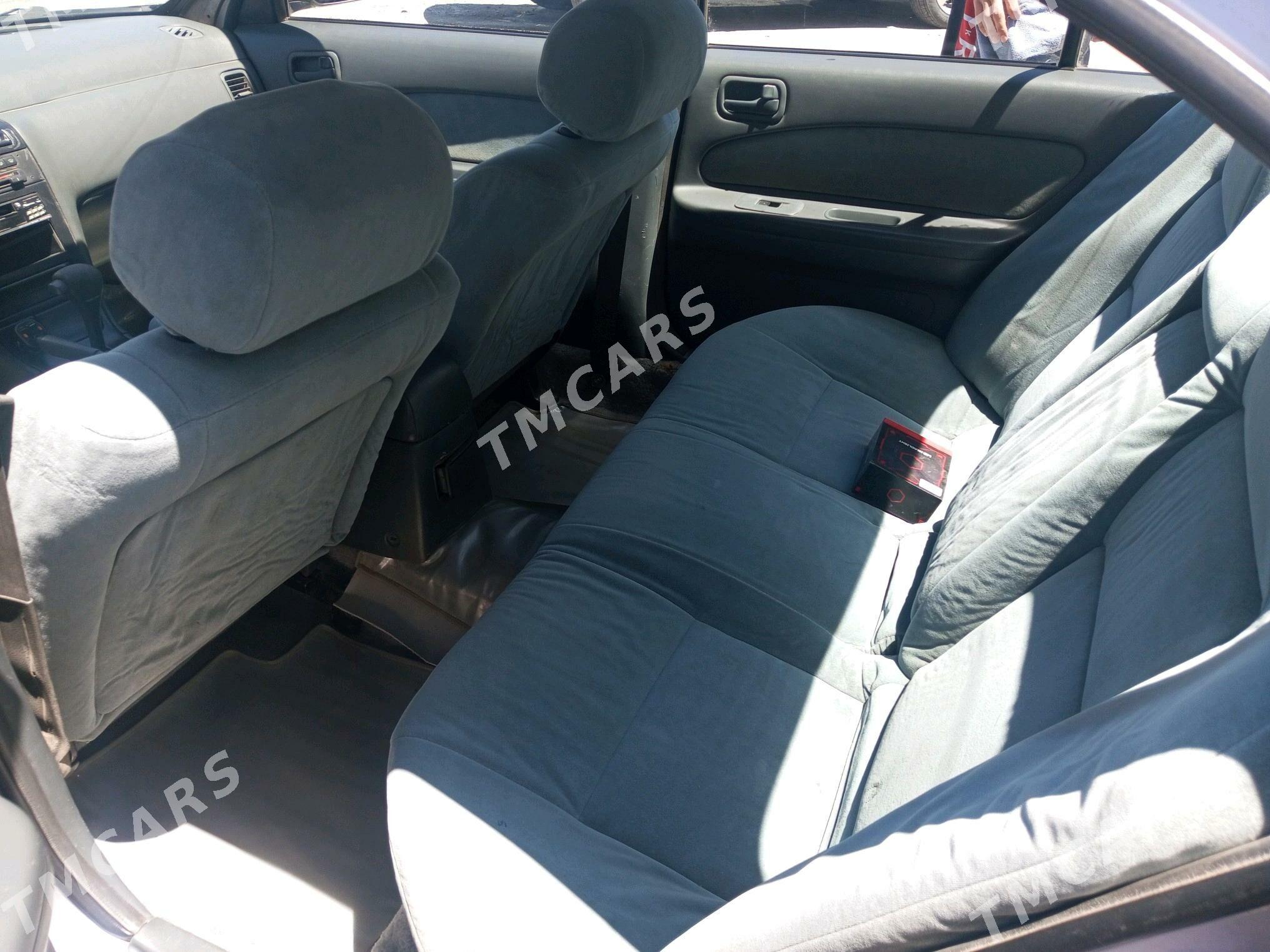 Nissan Maxima 1996 - 75 000 TMT - Mary - img 5
