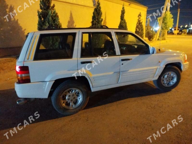 Jeep Grand Cherokee 4xe 1998 - 80 000 TMT - Çoganly - img 3