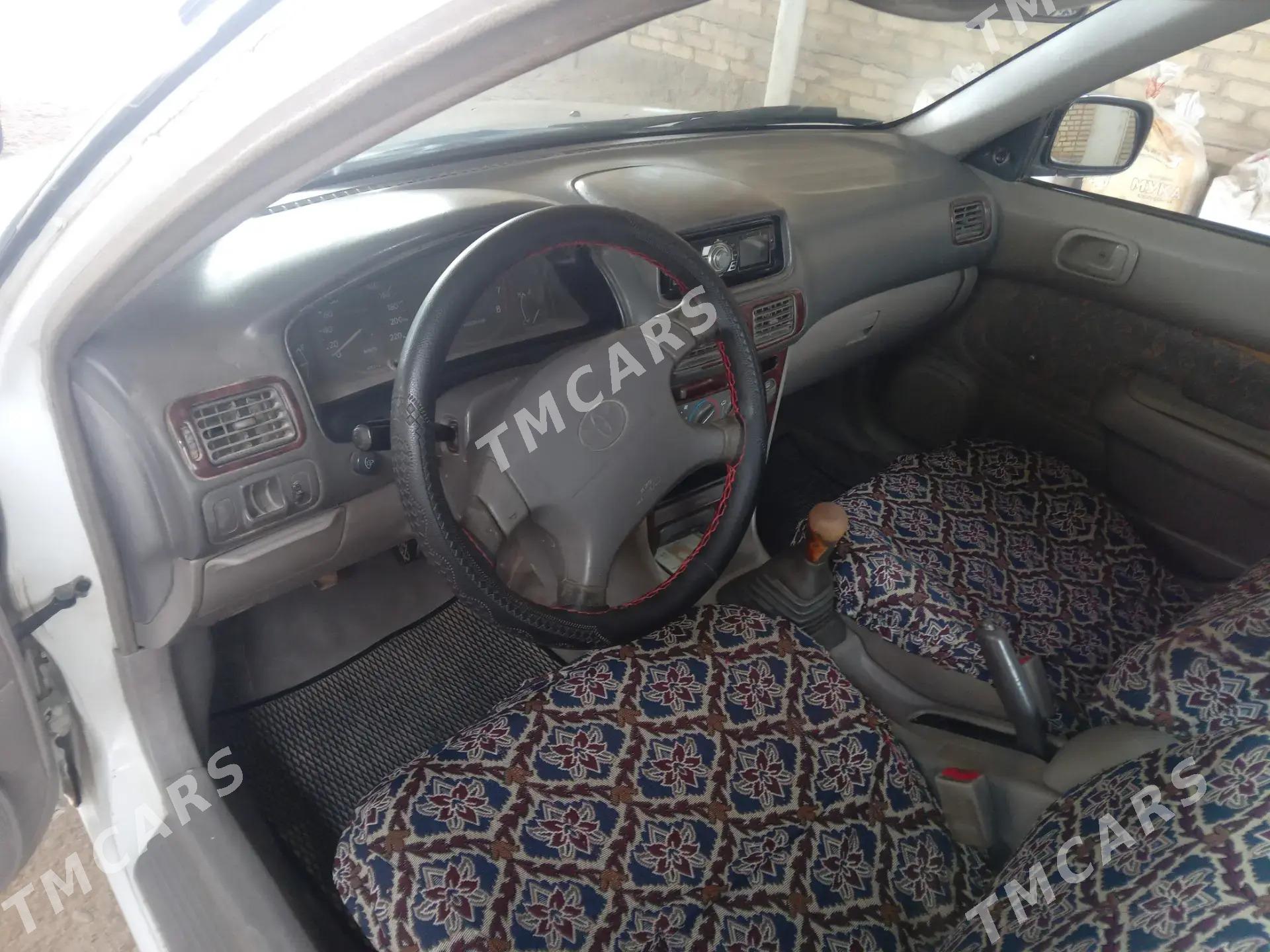 Toyota Corolla 1999 - 50 000 TMT - Sakarçäge - img 3