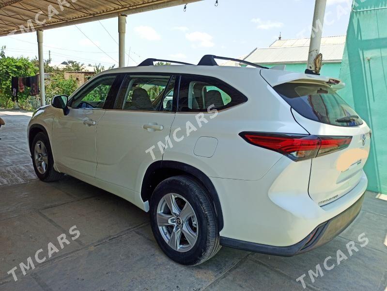 Toyota Highlander 2021 - 460 000 TMT - Мары - img 3