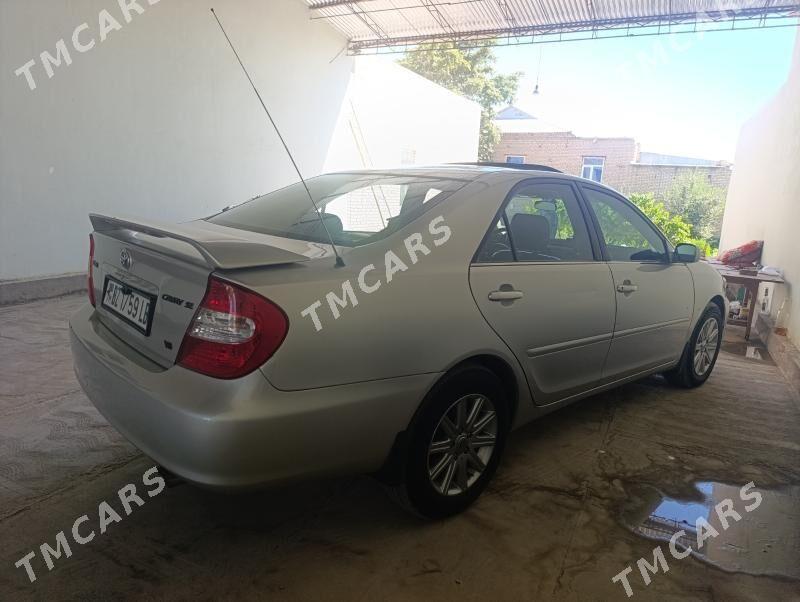 Toyota Camry 2003 - 210 000 TMT - Дянев - img 5