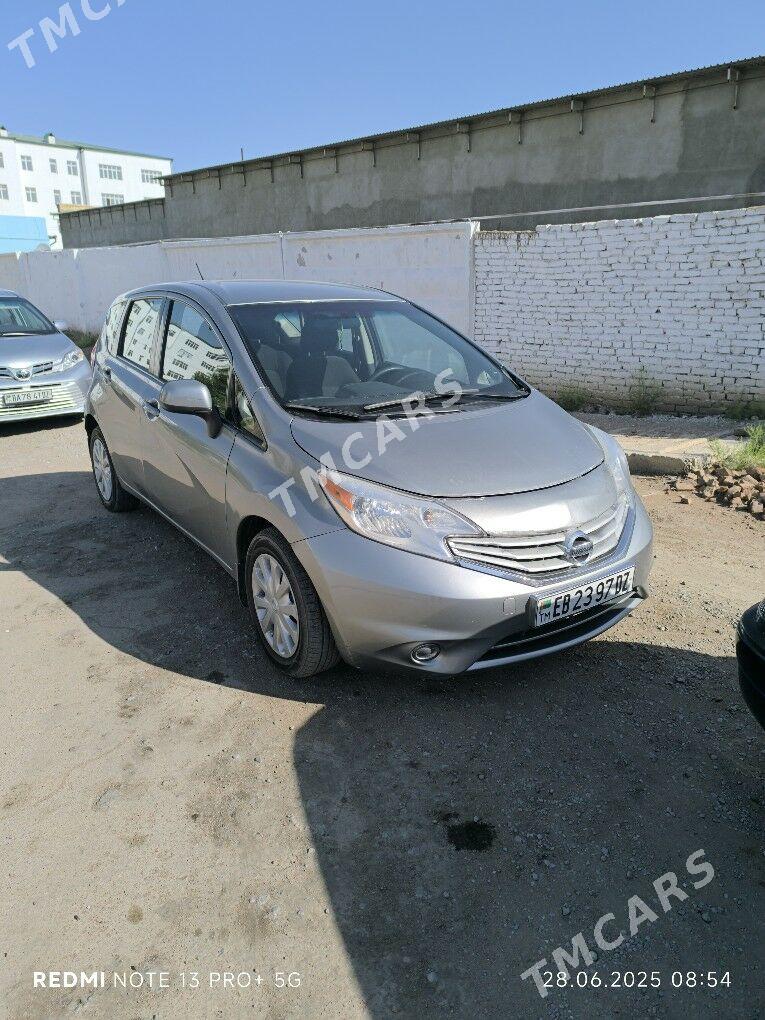 Nissan Versa 2014 - 110 000 TMT - Дашогуз - img 3