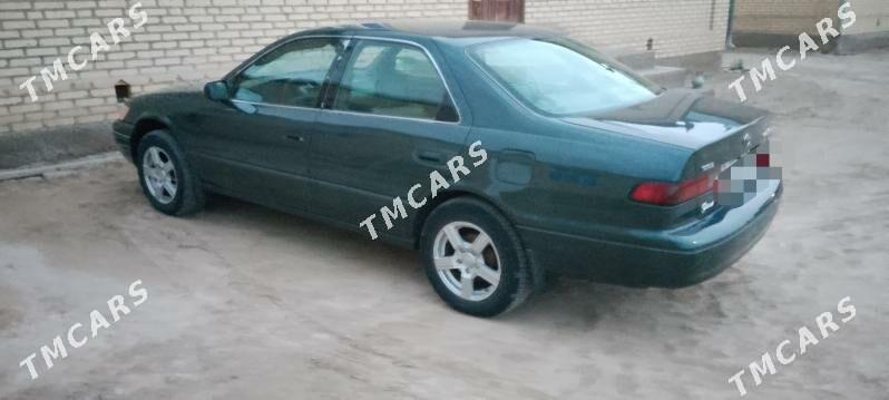 Toyota Camry 1998 - 110 000 TMT - Türkmengala - img 5