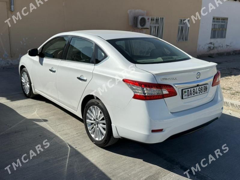 Nissan Sentra 2013 - 130 000 TMT - Балканабат - img 2