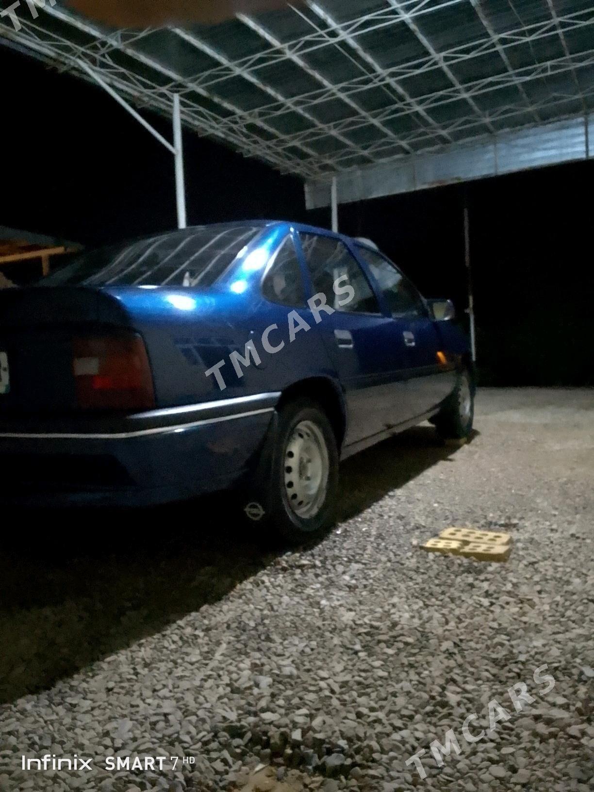 Opel Vectra 1992 - 45 000 TMT - Sakarçäge - img 4