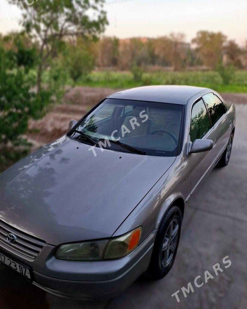 Toyota Camry 1998 - 130 000 TMT - Дашогуз - img 2