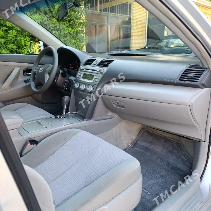 Toyota Camry 2010 - 194 000 TMT - Mary - img 5