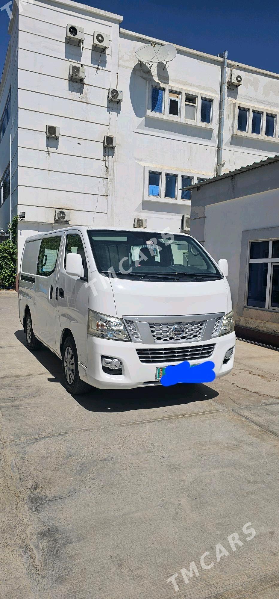 Nissan Urvan 2013 - 220 000 TMT - Aşgabat - img 2