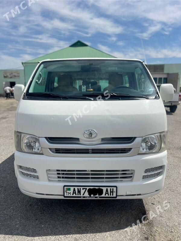 Toyota Hiace 2008 - 300 000 TMT - Бахарден - img 3
