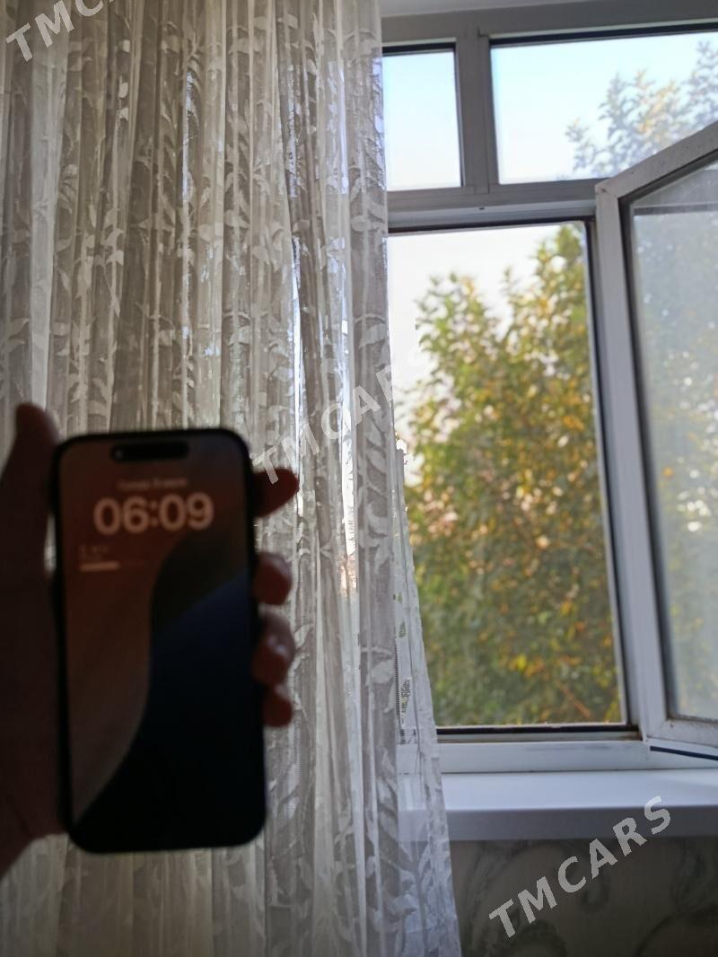 iphone 14 pro - Mary - img 2