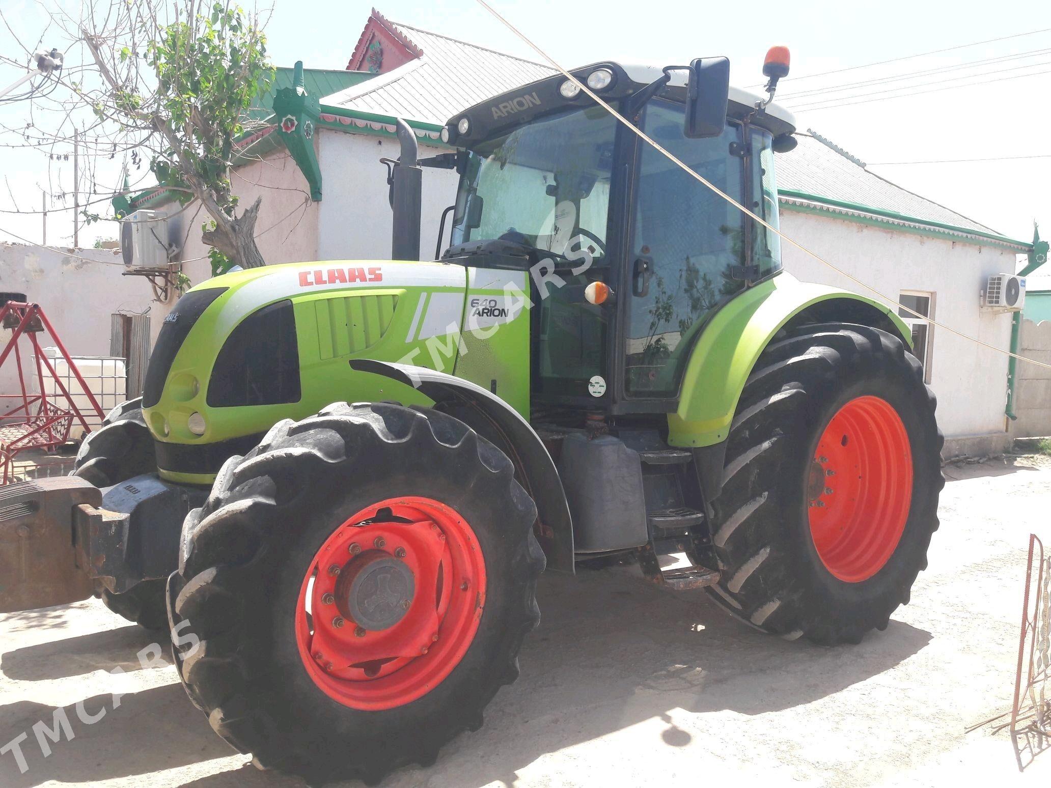 John Deere 2012 - 530 000 TMT - Tejen - img 1