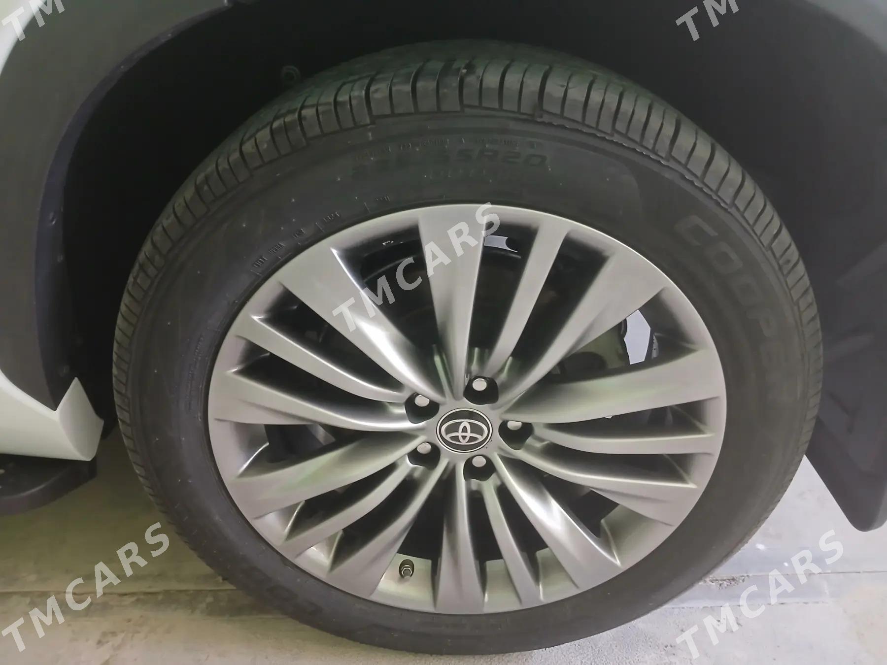 Toyota Highlander 2021 - 647 000 TMT - Туркменабат - img 5
