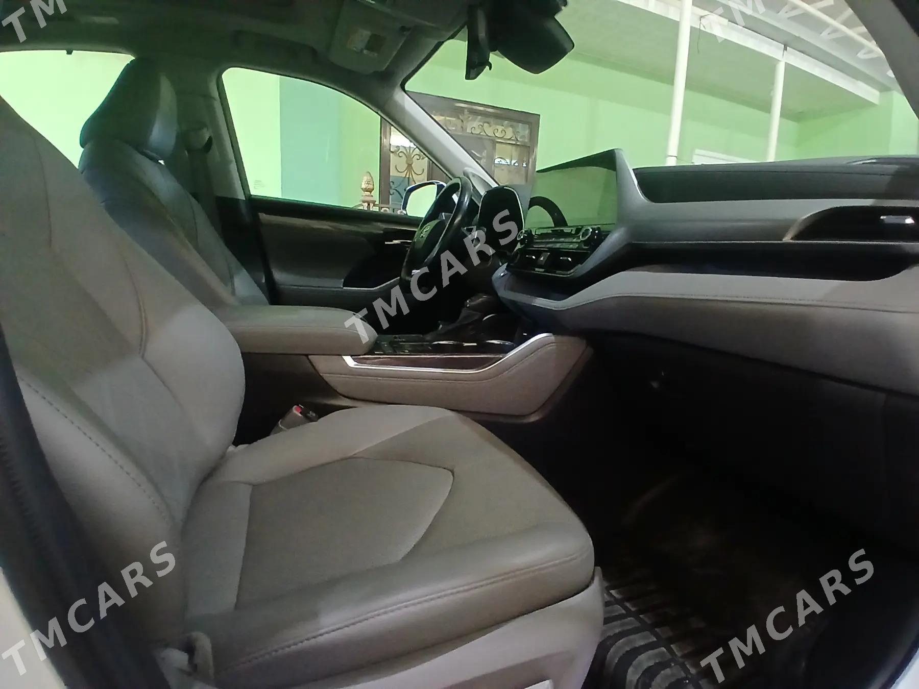 Toyota Highlander 2021 - 647 000 TMT - Туркменабат - img 2