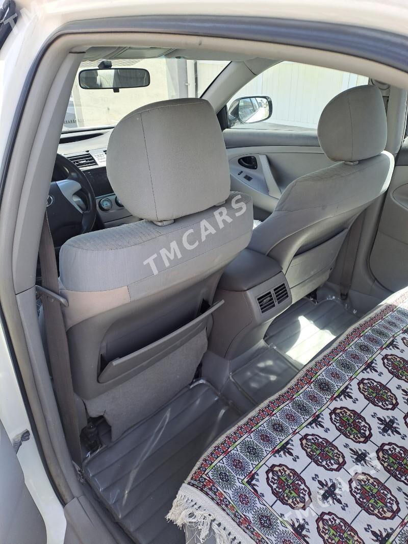 Toyota Camry 2010 - 150 000 TMT - Parahat 4 - img 2