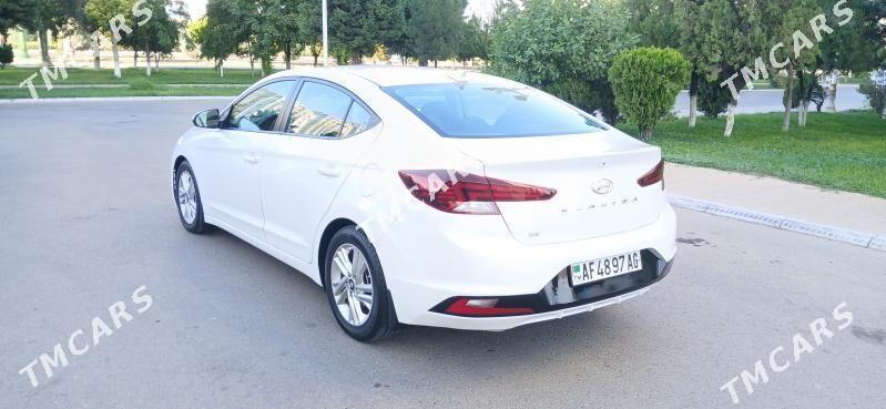 Hyundai Elantra 2019 - 208 000 TMT - Aşgabat - img 9
