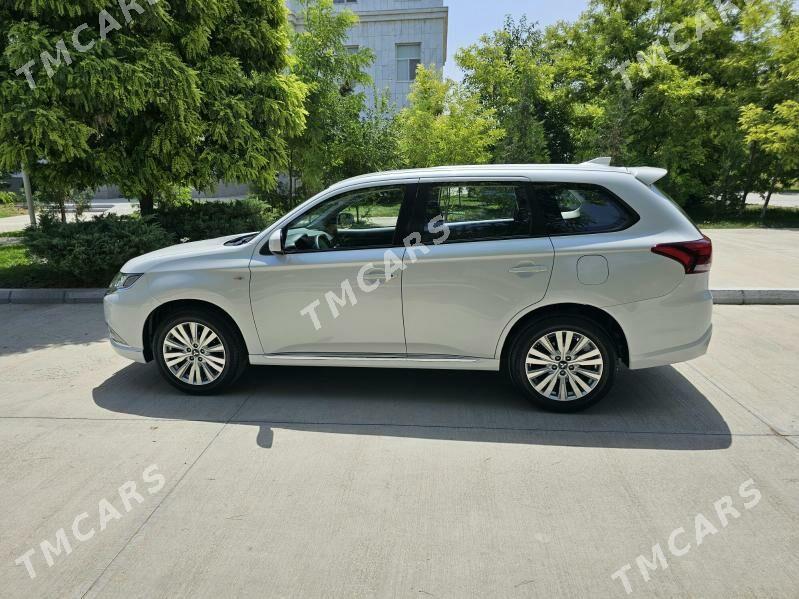 Mitsubishi Outlander 2022 - 282 000 TMT - Aşgabat - img 7