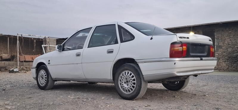 Opel Vectra 1991 - 35 000 TMT - Gyzylarbat - img 9
