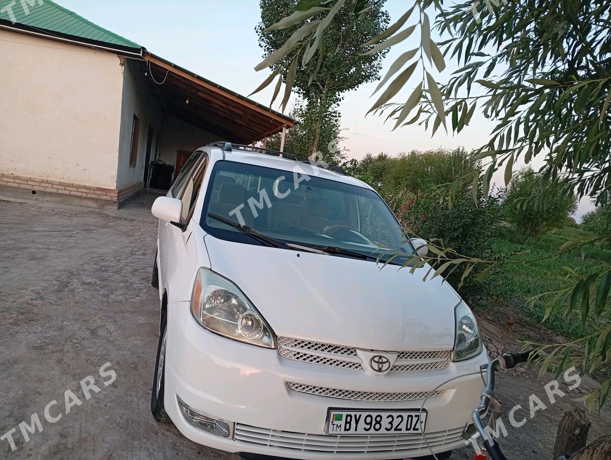 Toyota Sienna 2005 - 160 000 TMT - Кёнеургенч - img 3