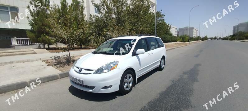Toyota Sienna 2009 - 200 000 TMT - Ашхабад - img 6