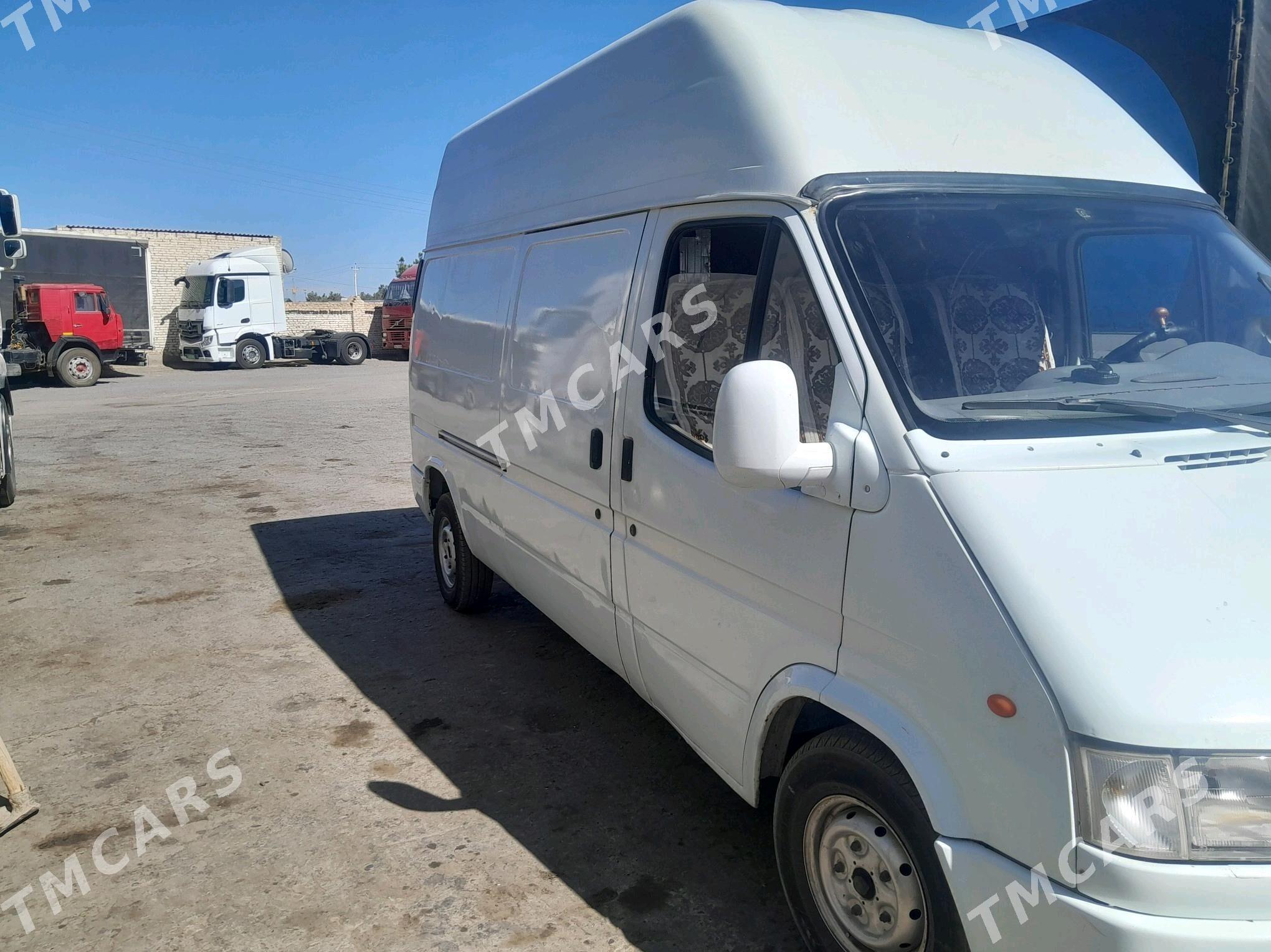 Ford Transit Connect 2009 - 45 000 TMT - Türkmenabat - img 4