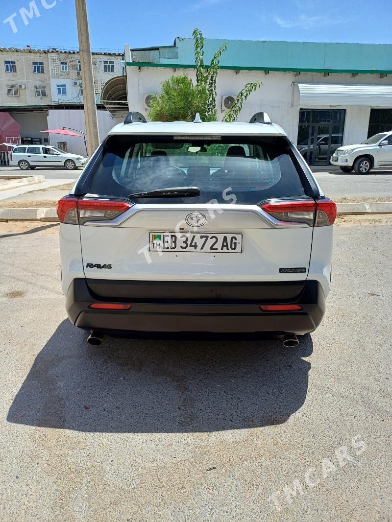 Toyota RAV4 2019 - 321 000 TMT - Howdan "A" - img 3