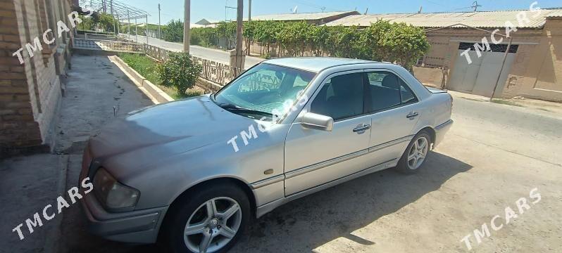 Mercedes-Benz C250 1997 - 44 000 TMT - Türkmenabat - img 2