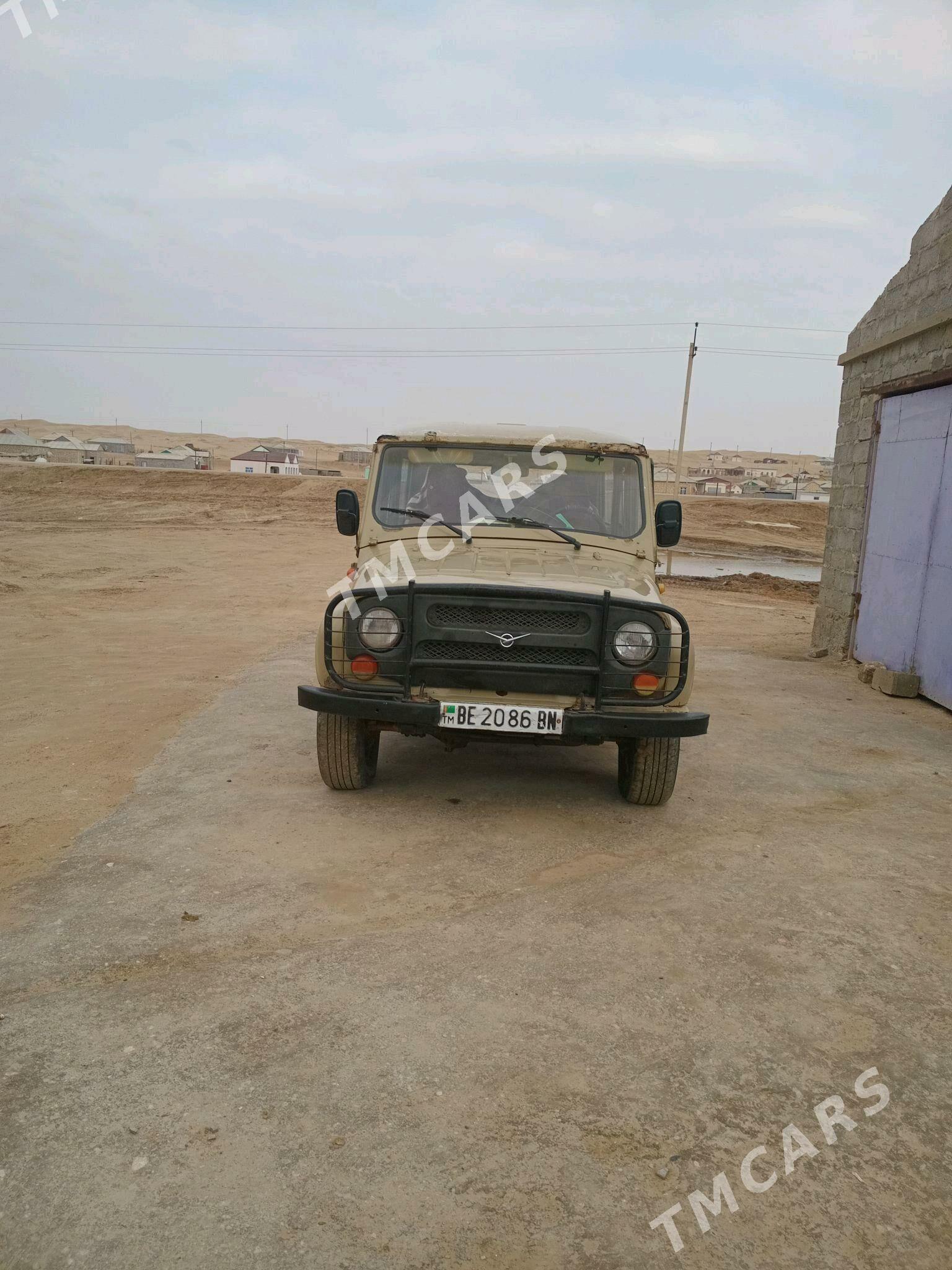 UAZ 469 1998 - 25 000 TMT - Эсенгулы - img 3