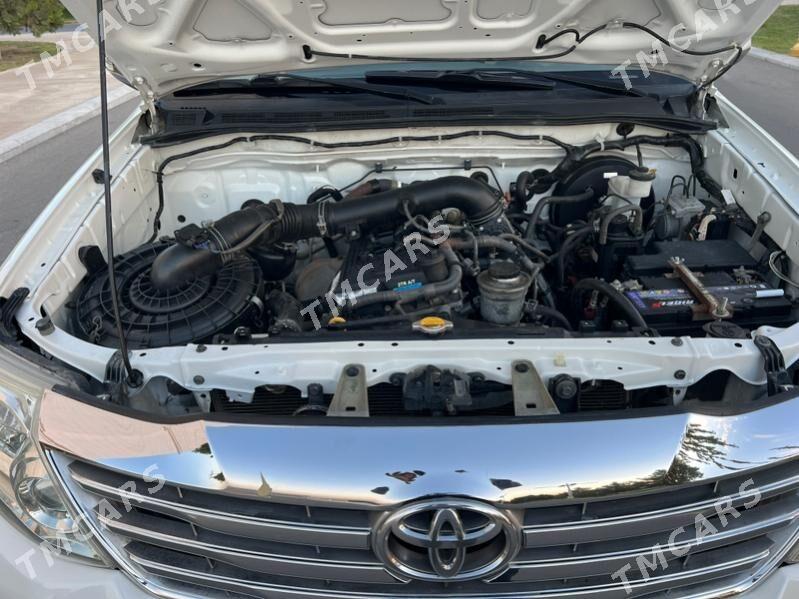 Toyota Fortuner 2013 - 340 000 TMT - Aşgabat - img 9
