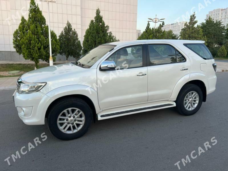 Toyota Fortuner 2013 - 340 000 TMT - Aşgabat - img 4