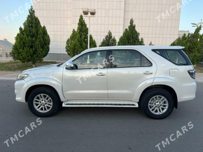Toyota Fortuner 2013 - 340 000 TMT - Aşgabat - img 8